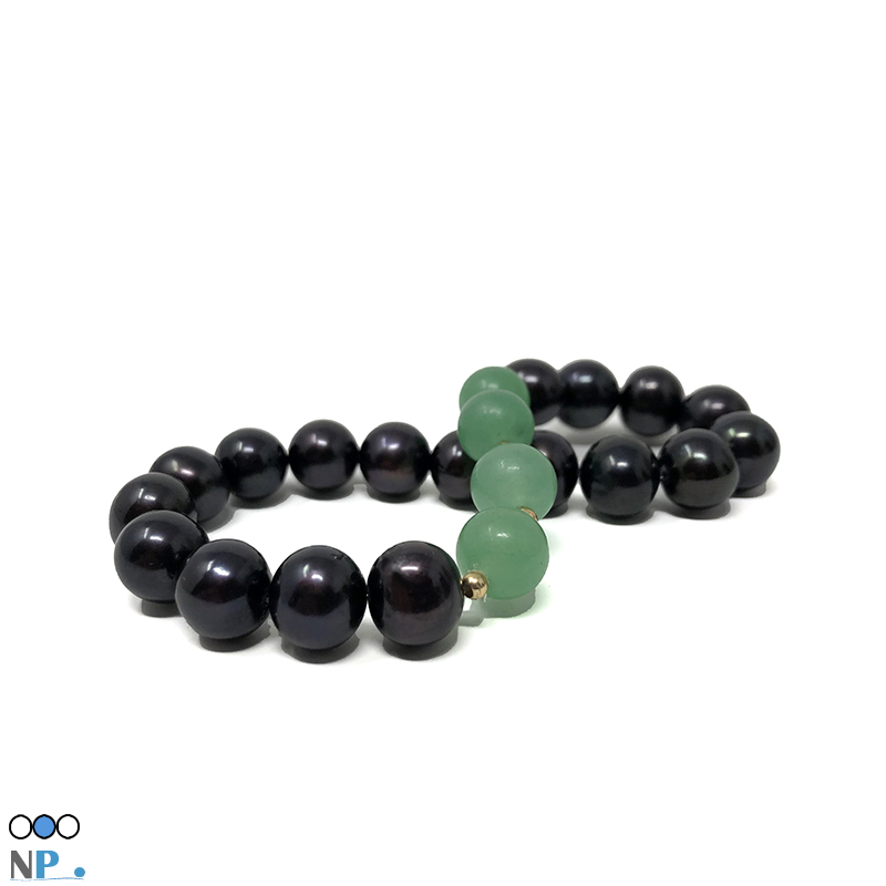 Braccialetto con perle nere d'acqua dolce e 4 pietre semipreziose di Avventurina verde